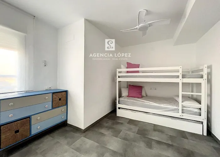 Alo Sea View Apartament *