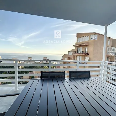 Alo Sea View * Estepona