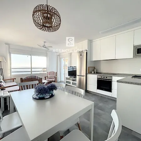 Alo Sea View Apartment